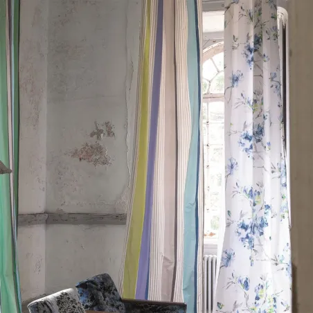 Designers Guild - Oriental Flower - Indigo | Susty