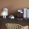 Hanabi - Lampe à poser en verre gravé et nickel smoke