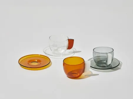 Pakora - Coffret de 6 tasses et soucoupes en verre borosilicate smoke blanc