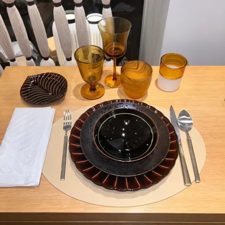 Sumi - Assiette creuse D22 en porcelaine