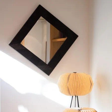 Wabi - Miroir carré en bois, rotin et verre noir