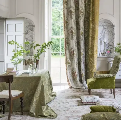 ROYAL COLLECTION
