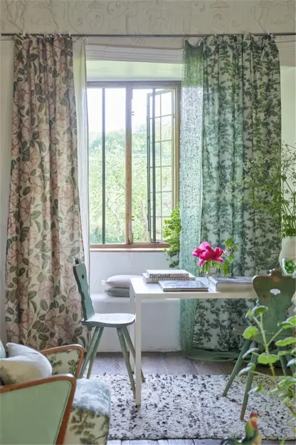 JOHN DERIAN